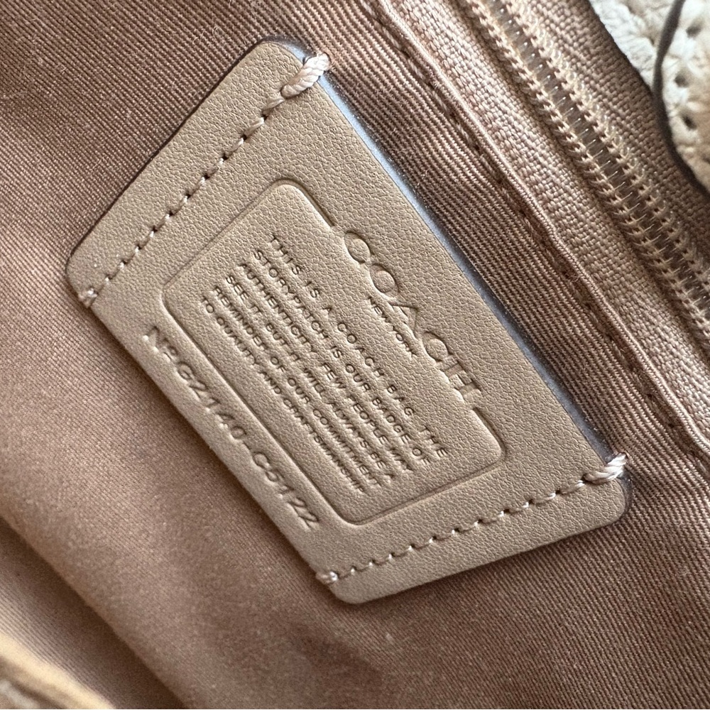 Coach Tote - Picture 4 of 4